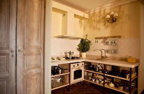 Saline di Volterra Apartment | Villa Famiglia