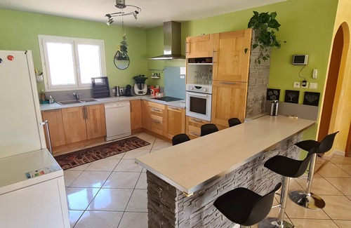 Lavelanet Villa | Villa Familiale Avec Piscine et Jeux Pour les Enfants