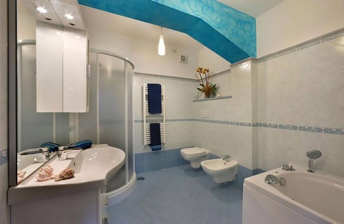 Sirenuse Villa | Villa Farfalla 10 - Four Bedroom Villa, Sleeps 10