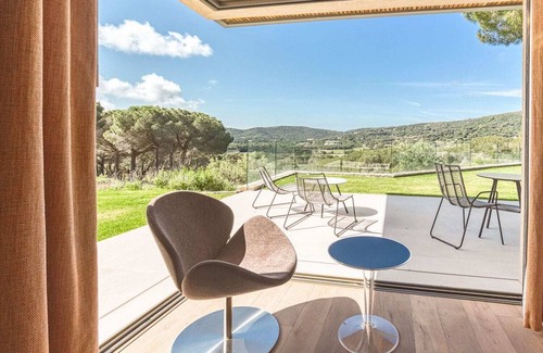 Ramatuelle Villa | Villa Fauve Summary: