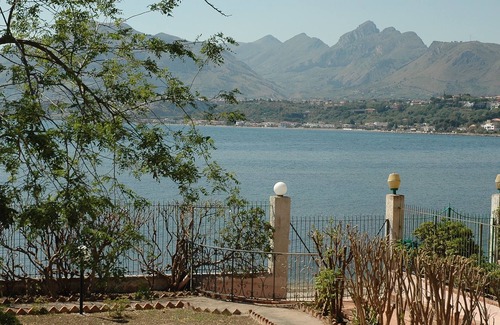 Santa Flavia Villa | Villa Fergio' home in the sea