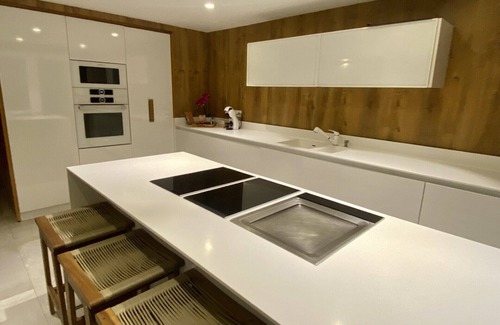 Sevilla Este House | Villa FIBES, discover the magic of Seville, 5 min walking distance from the Palacio de Congre