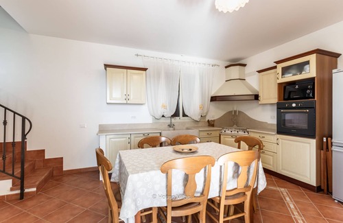 Noto Villa | Villa Fidalma - Three Bedroom Villa, Sleeps 6