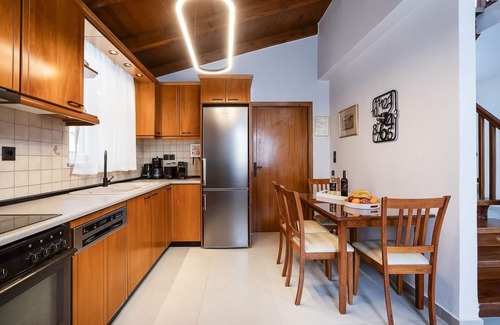 Prines Villa | Villa Filia - Three Bedroom Villa, Sleeps 6