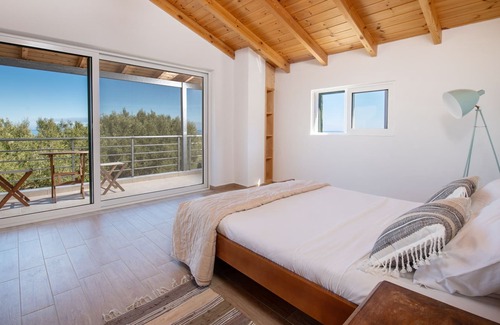 Korithi Cottage | Villa Fioro - 2 Bedroom House