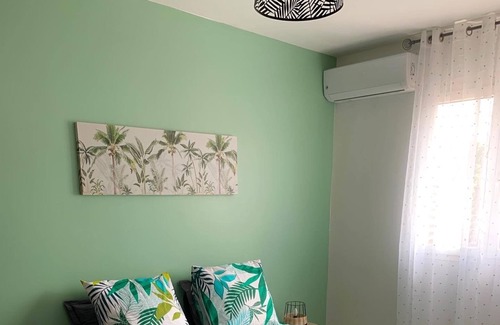 La Riviere Saint-Louis House | Villa Fleurs DE Cannes
