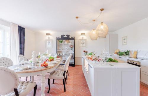 Montecarlo Villa | Villa Flora