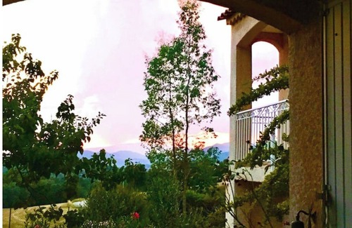Le Chaffaut-Saint-Jurson Villa | Villa Flora, Panoramic view - Garden - 7 km Lake in a Provence hamelet