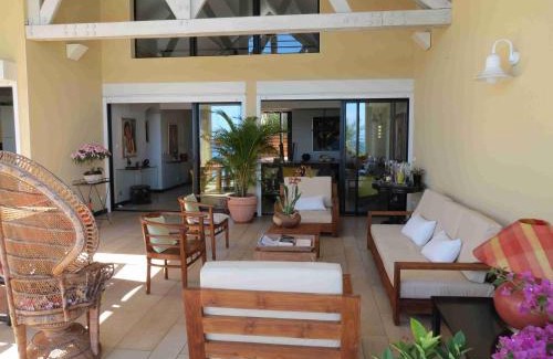 Carosse Villa | Villa 'Florence' avec longue piscine et vue mer panoramique
