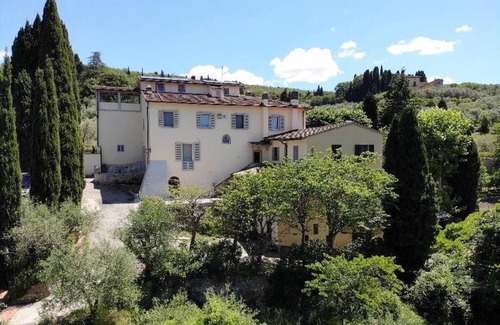 Bagno a Ripoli Villa | Villa FontenisionLuxury Retreat with Pool and Breathtaking Views