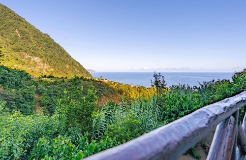 Sao Vicente Cottage | Villa Fontes 7 - Stone House