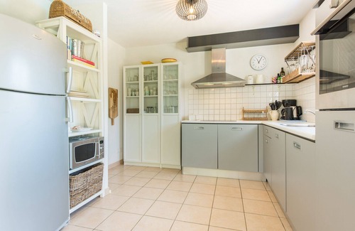 Vallon-Pont-d'Arc Villa | Villa for 10 people with air conditioning, near the river