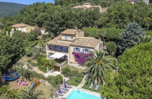 Chateauneuf-Grasse Villa | Villa for 2 to 8 people, heated saltwater pool with sea view