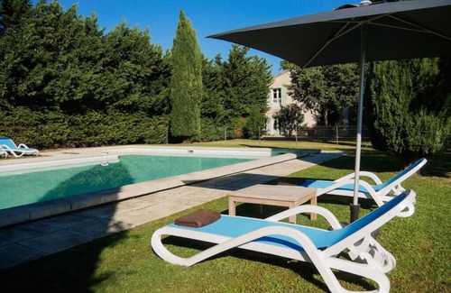 Maillane Villa | VILLA FOR 20 GUEST AC AND POOL 10 ROOMS 6 BATHROOMS