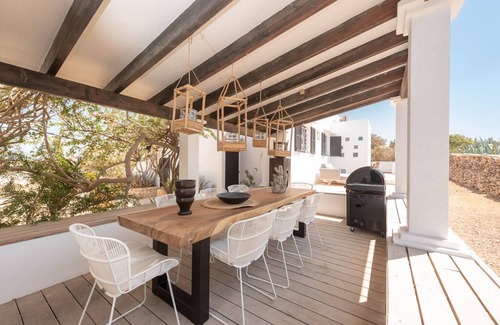 La Savina Villa | Villa Formentera with amazing views + Private Tennis Court