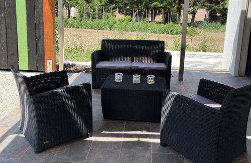 Chateauneuf-les-Martigues Villa | Villa Avec Jardin et Parking Privé un Coin Détente Plus Coin Détente