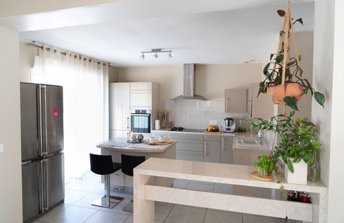 Plan-d'Aups-Sainte-Baume Villa | 🌞 Villa Familiale Nature, Piscine & Cocooning