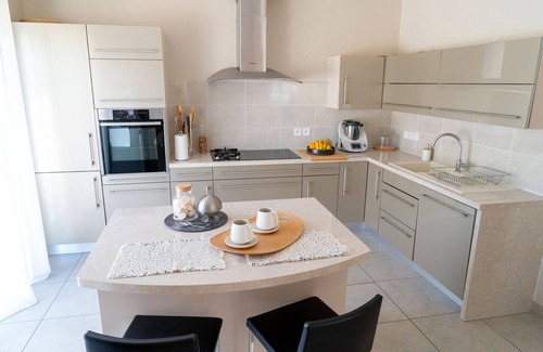 Plan-d'Aups-Sainte-Baume Villa | 🌞 Villa Familiale Nature, Piscine & Cocooning