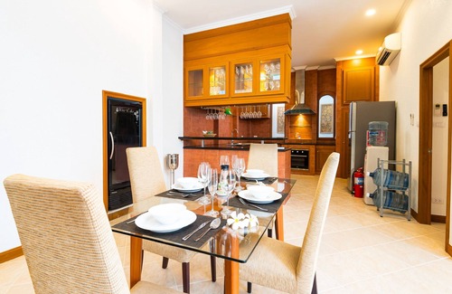 Pattaya Bay Villa | Villa Franken - Luxury 2BR Pool Villa Pratamnak Soi 5/6