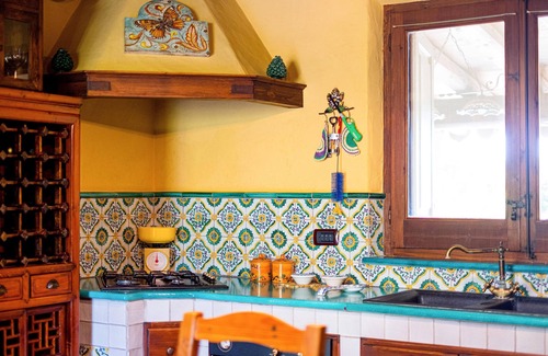 Sant'Agata di Militello Cottage | Villa Fratantoni con Accesso Diretto Alla Spiaggia