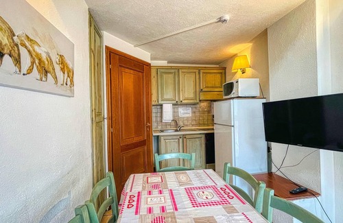 Bardonecchia Apartment | Villa Frejus - TWO-BEDROOM APARTMENT sleeps 6