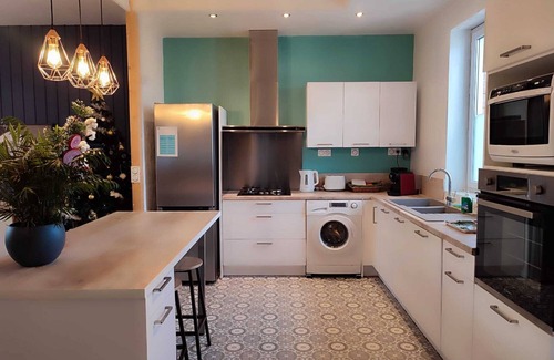 Cazeres House | Villa Garona with pool between Toulouse and Pyrenees mountains