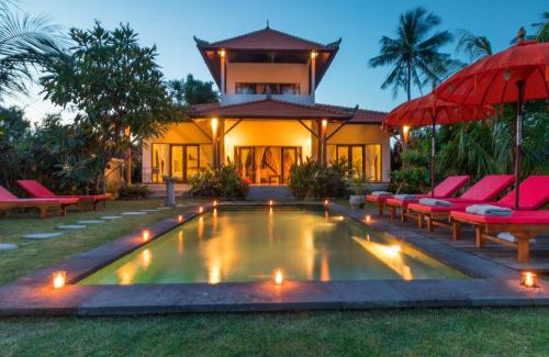 Purwakerti House | Villa Gayatri Hidden Oasis