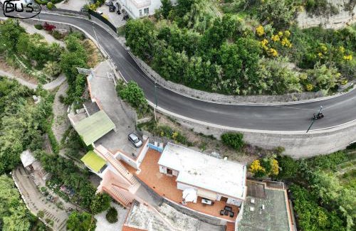 Serrara Fontana Villa | Villa Gesualda