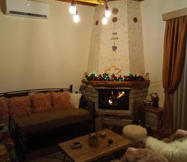 Karpenisi House | Villa Gianna