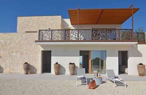 Avola Villa | Villa Gilda 5+1 by Massimo Villas