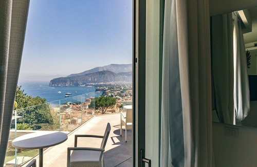 Sorrento Villa | VILLA GILDA - Twelve Bedroom Villa, Sleeps 24