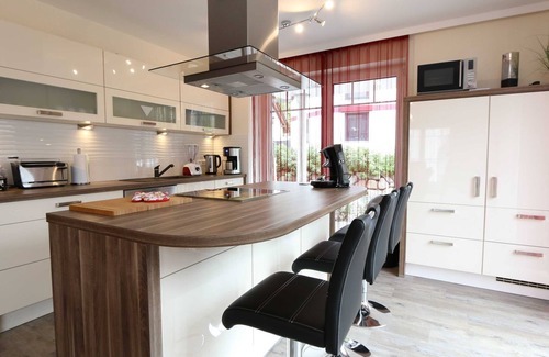 Sellin Apartment | Villa Gina Whg 01 with terrace (south) - Villa Gina with 2 exclusive apartments