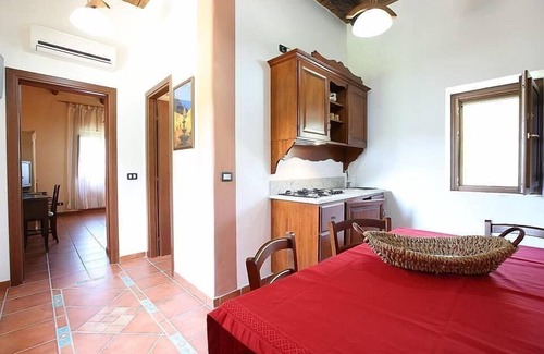 Giungano Villa | Villa Giuncalia Grande: A welcoming two-story age-old farm house surrounded by the greenery, with Free WI-FI.