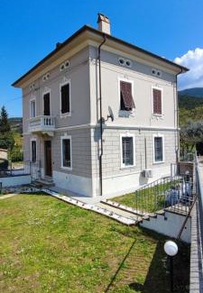 Santa Maria del Giudice Apartment | Villa Giusti