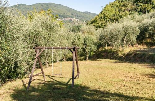 Pescia Villa | Villa gli Olivi Country House
