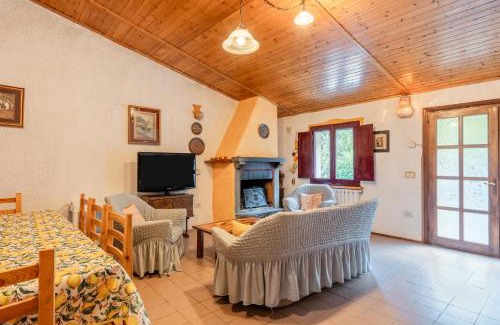Pescia Villa | Villa gli Olivi Country House