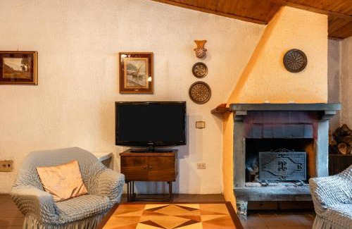 Pescia Villa | Villa gli Olivi Country House