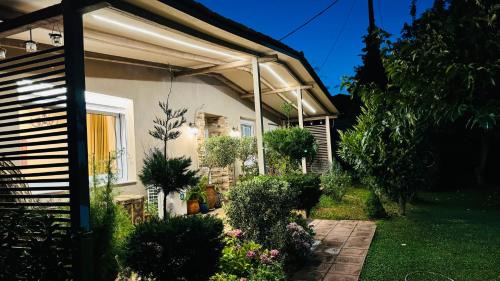 Gomfoi Apartment | Villa Gomfoi Trikala - Smart Town BnB