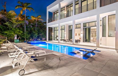 Coral Ridge House | Villa Hayden