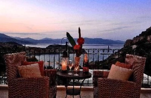 Istron House | "Villa Helios" with a view of the water