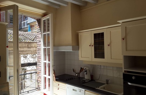 Dieppe House | VILLA HORTENSE TOWN CENTER DIEPPE 300 M FROM THE SEA, 10 MIN FROM THE STATION