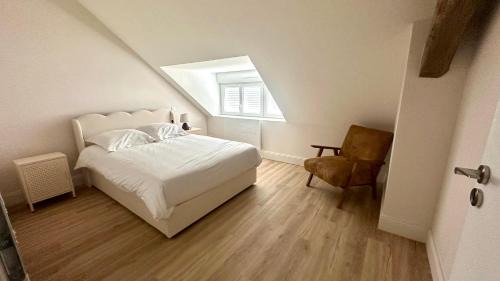 Le Blanc House | Villa Hyper Centre Le Blanc Type Hotel Entrée Autonome