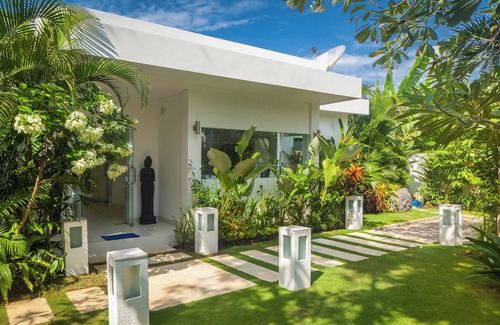 Dencarik Villa | Villa Ibiza - Romantic place for Lovers!