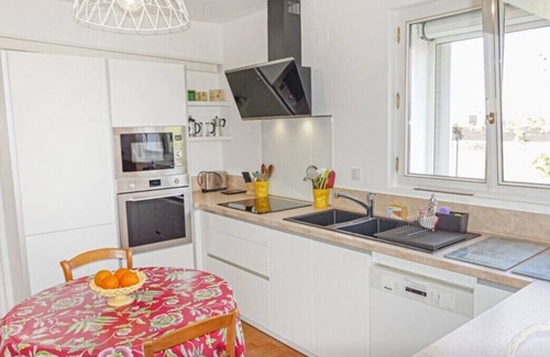 Les Matelles Villa | Villa Impressionniste Jardin Clim