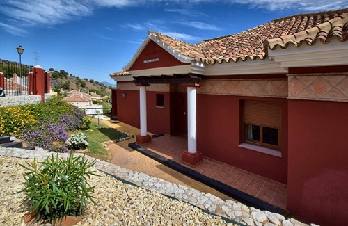 Pinos de Alhaurin Villa | Villa in Alhaurin near Torremolinos Beach
