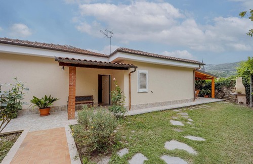 Borgomaro House | Villa in Borgomaro with private parking