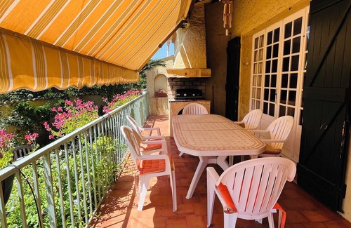 Cogolin Villa | Villa in Cogolin, near St Tropez, with private pool and great views.