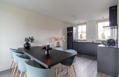 Colijnsplaat House | Villa in Colijnsplaat by the Sea & Sauna