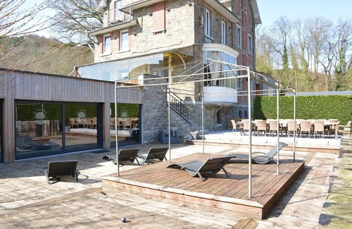 Coo House | Villa in Coo near Waterfalls with Pool