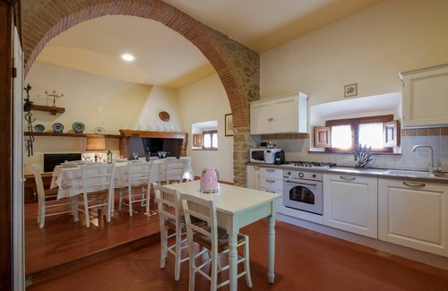 Cortona Old Town Villa | Villa in Cortona with 4 bedrooms sleeps 8